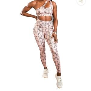 Til You Collapse Effortless Scrunch Leggings- Pink, Black, Gold Boa Large snake